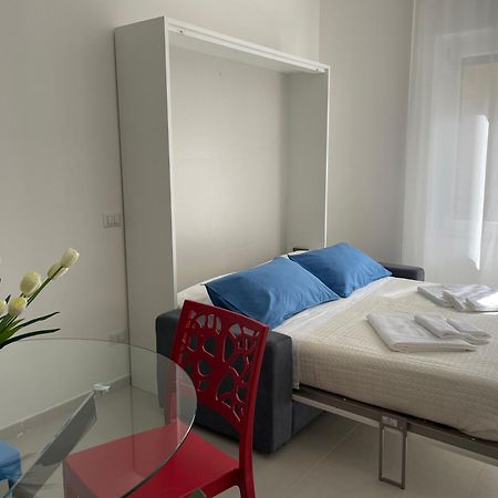 Sandra'S Apartment Salerno Eksteriør bilde